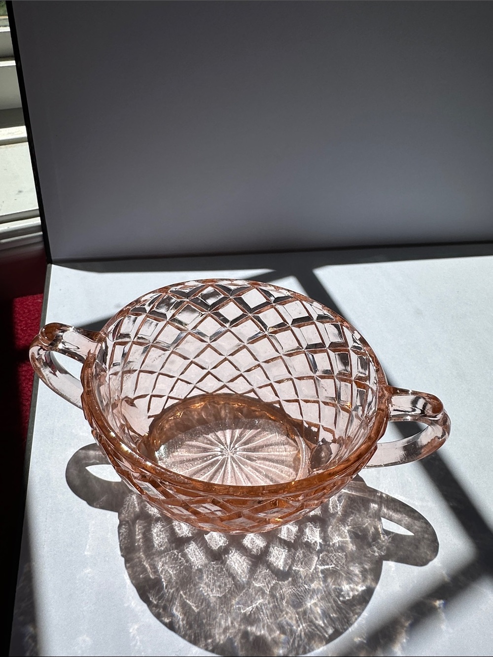 Depression Glass Serving Bowl with Diamond Cut Pattern - Picture 4 of 4